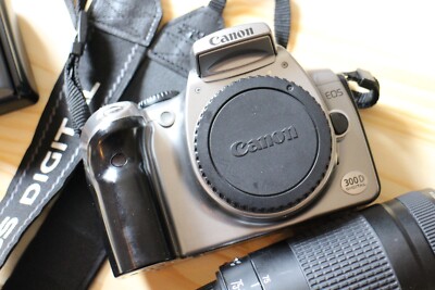 CANON EOS 300D KIT 75-300 35-80 DIGITALKAMERA DIGITAL REBEL KISS 300-D