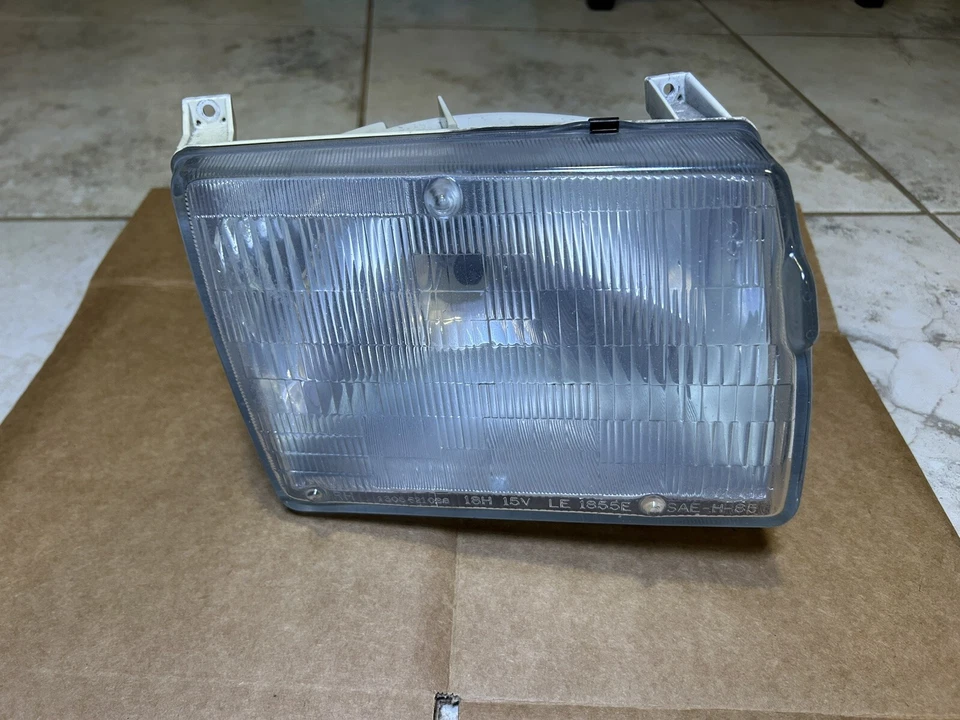 Right Driver Side Headlight Lamp OEM for 86 91 Mercedes 300SE 560SEL 420SEL W126 — 第 2/4 张图片