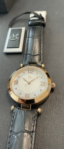 GUESS COLLECTION Ladies Watch ROSE GOLD Tone plated WOMEN'S WATCH X17012L1 - Picture 6 of 12