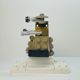 LEGO Doctor Who Dalek Minifigure idea024 Set 21304 Brick Built Figure
