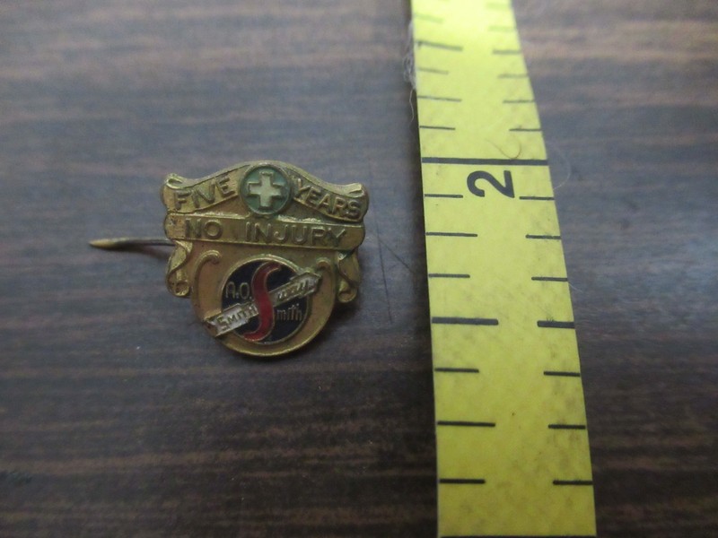 Vintage A.O. Smith Five Years No Injury pin Sterling