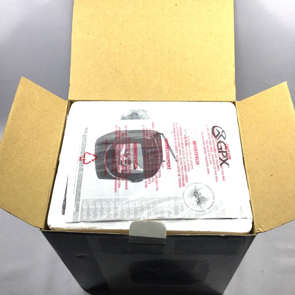 Vintage Black & White 5 1/2" GPX TVP2 Portable TV With AM FM Radio Gray - Image 4 of 4