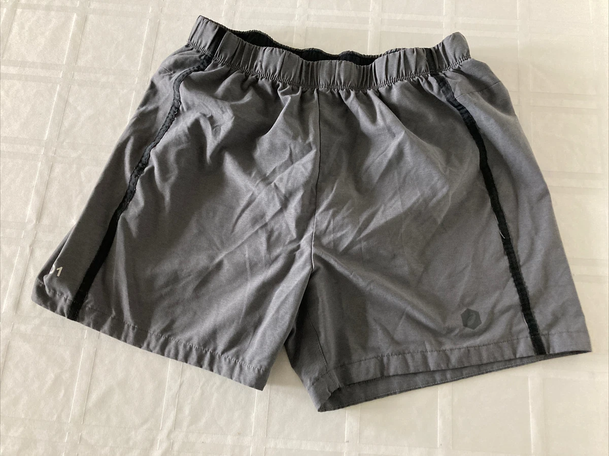 ASICS D1 Women Sz Large Lined Gray Athletic Shorts TS1
