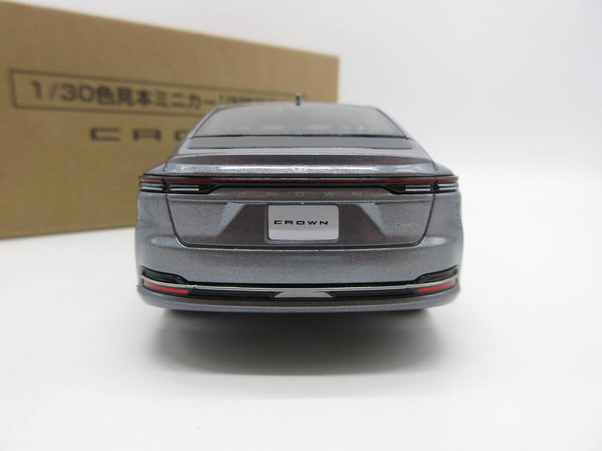TOYOTA CROWN ミニカー 1/30 ブラウン 1:30 Toyota Crown Sedan 2023 Color Sample Minicar Precious