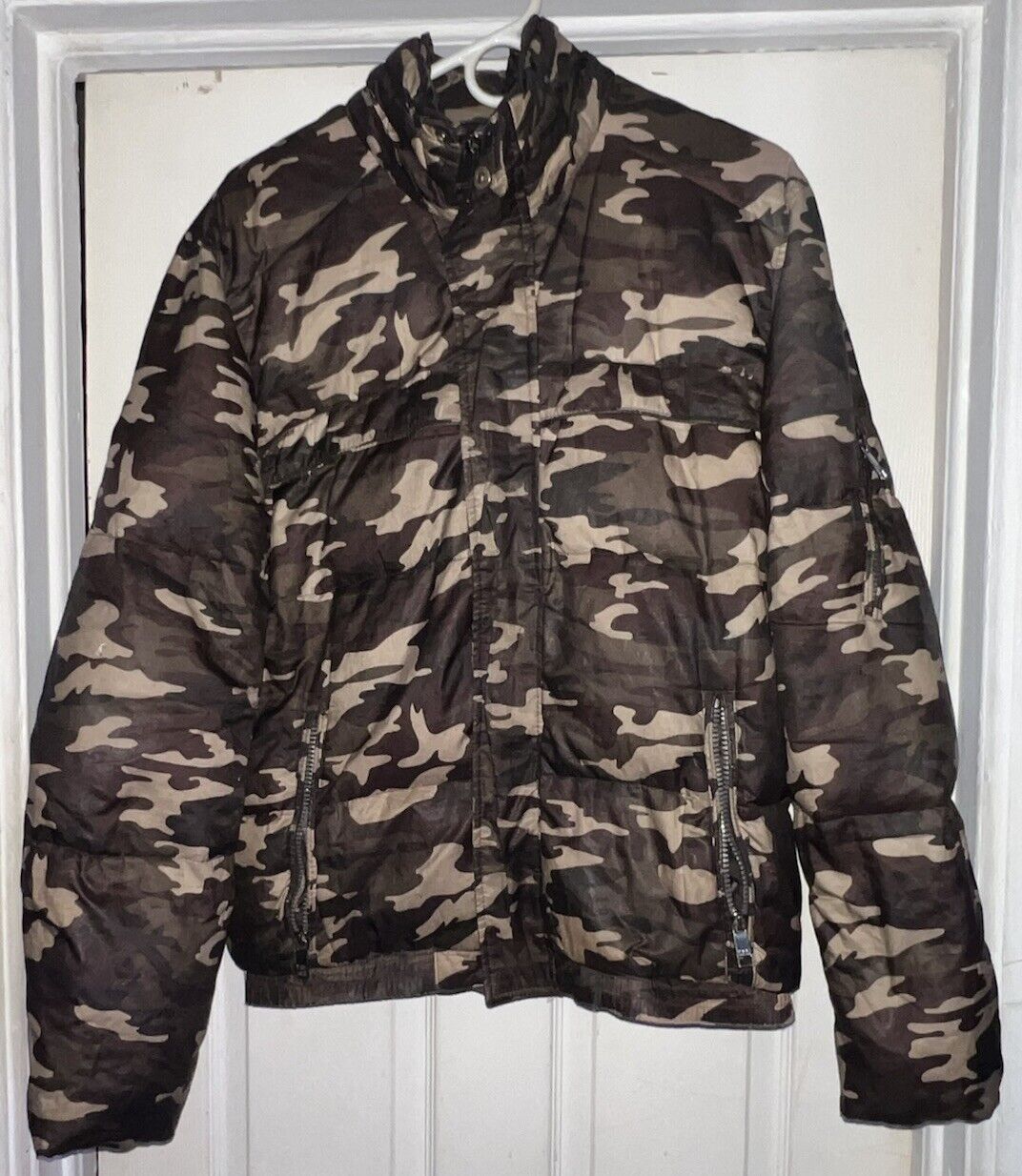 Picture 4 of 5
