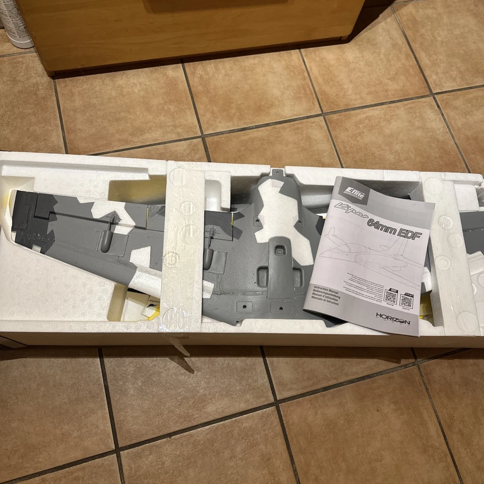 E-flite RC Flugzeug Viper 64mm EDF Impeller Jet BNF Basic AS3X, SAFE - Bild 2 von 4