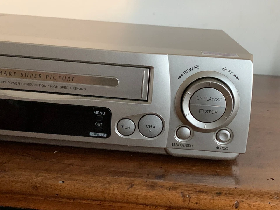 Videoregistratore SHARP VC-M35. Perfettamente funzionante - Immagine 3 di 4