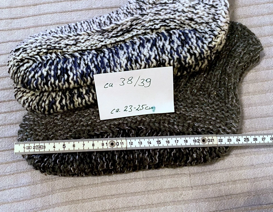 3x selbstgestrickte warme Socken Puschen Sofasocken Gr. 38/39 & 39-41 - Bild 4 von 4