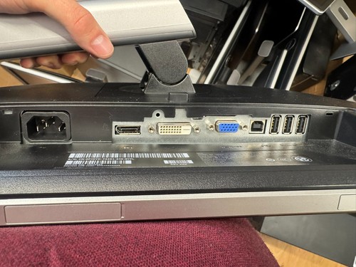 4 X Monitor Dell 21.5" P2214hb VGA, DVI, Display Port J - Imagen 3 de 8
