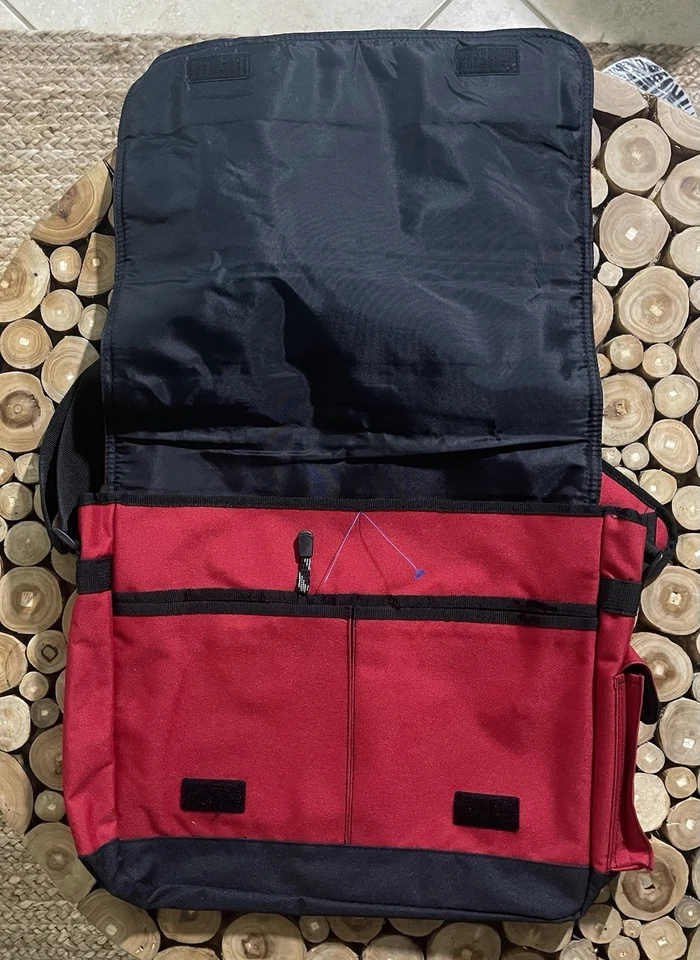 Bolso Mensajero Grande para Computadora Portátil Rojo Correa Acolchada Ajustable 10! Bolsillos NUEVO Foto 2 de 4