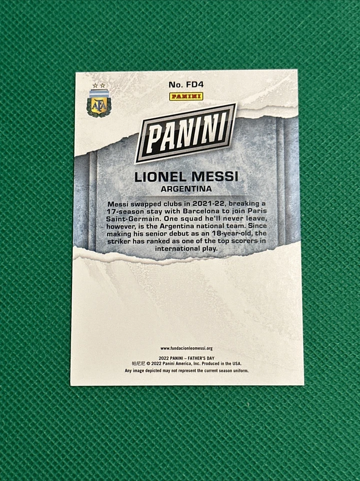 2022 Panini Fathers Day - LIONEL MESSI - Red #54/99 - Image 2 of 2