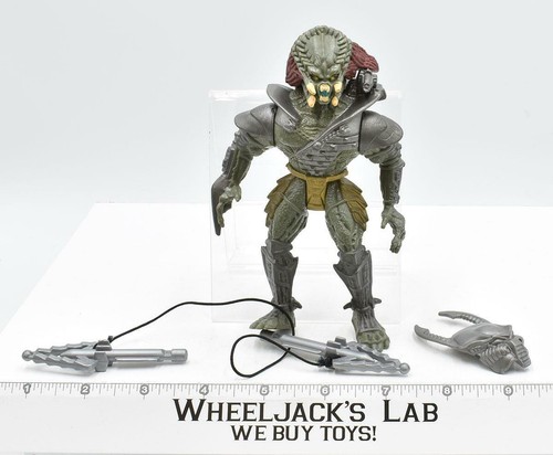 Scavage Predator vs. Alien Fox/Kenner 