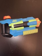 2006 Super Soaker Aquashock Sneak Attack Suirt Gun, Works Great T56