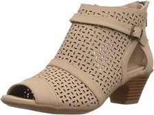 Easy Street Women's Carrigan Peep Toe Pumps Casual Shoes Sand Beige NEW 6.5 M