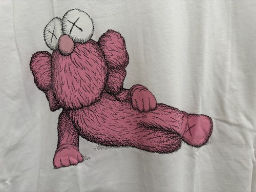 Uniqlo X Kaws Shirt 2023 What Party Pink Companion Men Size XL BRAND NEW - Picture 6 of 8