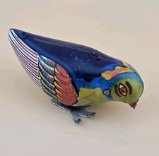 Vintage Green Bird Tin Metal Litho Wind Up Toy Made In China Retro Reproduction