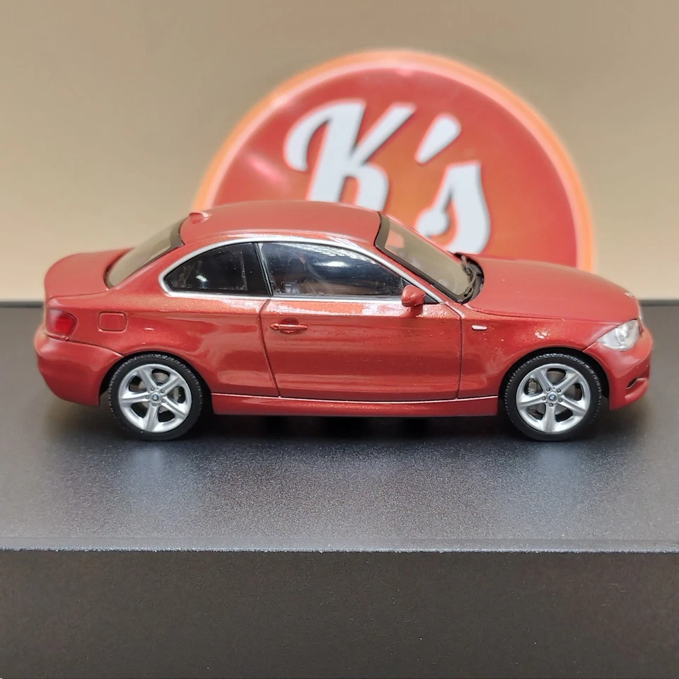 MINICHAMPS 1/43 BMW 1 Series 1er Coupe E82 Orange Sedona Red 80420427067 - Image 4 of 4