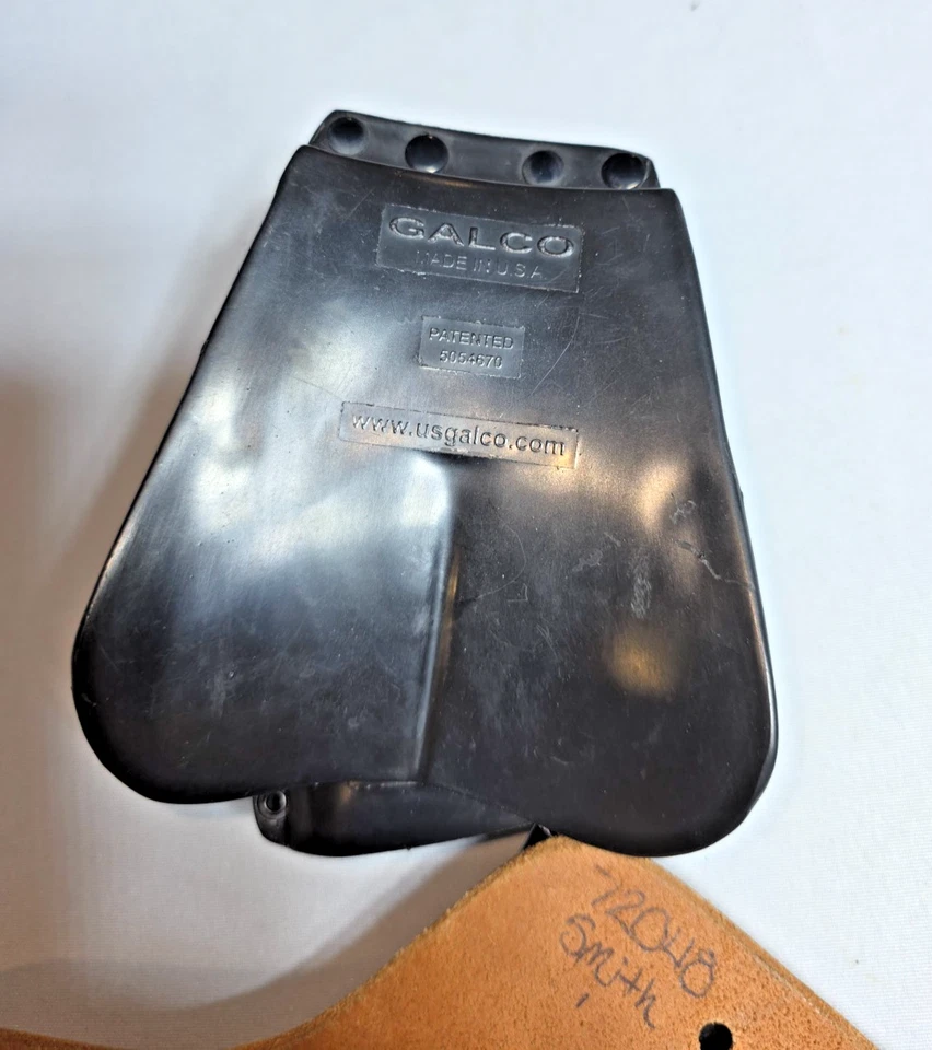 Lote de cuatro fundas y bolsa magnética Cross Breed, Bianchi, Galco, Kahr P9, Smith, HK Foto 3 de 4