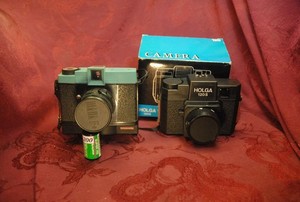 LOT OF LOMOGRAPHY CAMERAS HOLGA 120S END DIANA F INSTANT