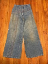 VINTAGE 1970S USA MADE HIGH WAIST RAINBOW STITCHED BELL BOTTOM JEANS