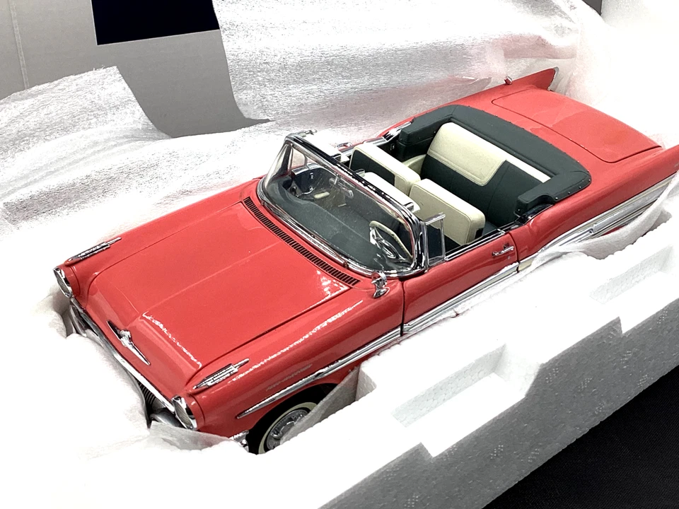 Franklin Mint 1957 Pontiac Bonneville Convertible 1:24 Scale Inv. #0053 - Image 4 of 4