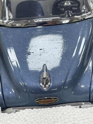 NEW IN BOX Danbury Mint 1953 Buick Skylark Blue Convertible Diecast 1:24 Car - Picture 3 of 8