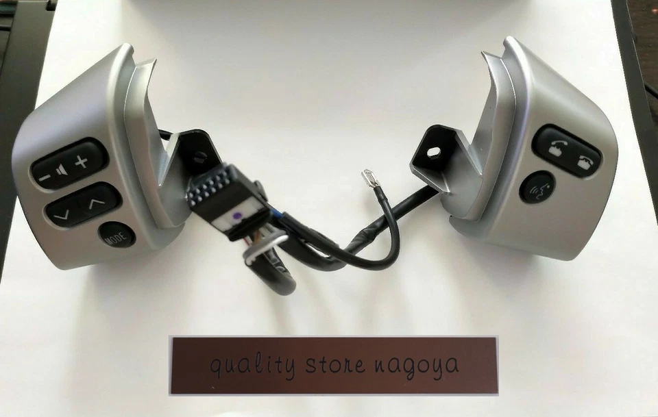 NEW TOYOTA Genuine Switch Assy Steering Pad Radio Control 84250-35070 FJ CRUISER Foto 2 de 4