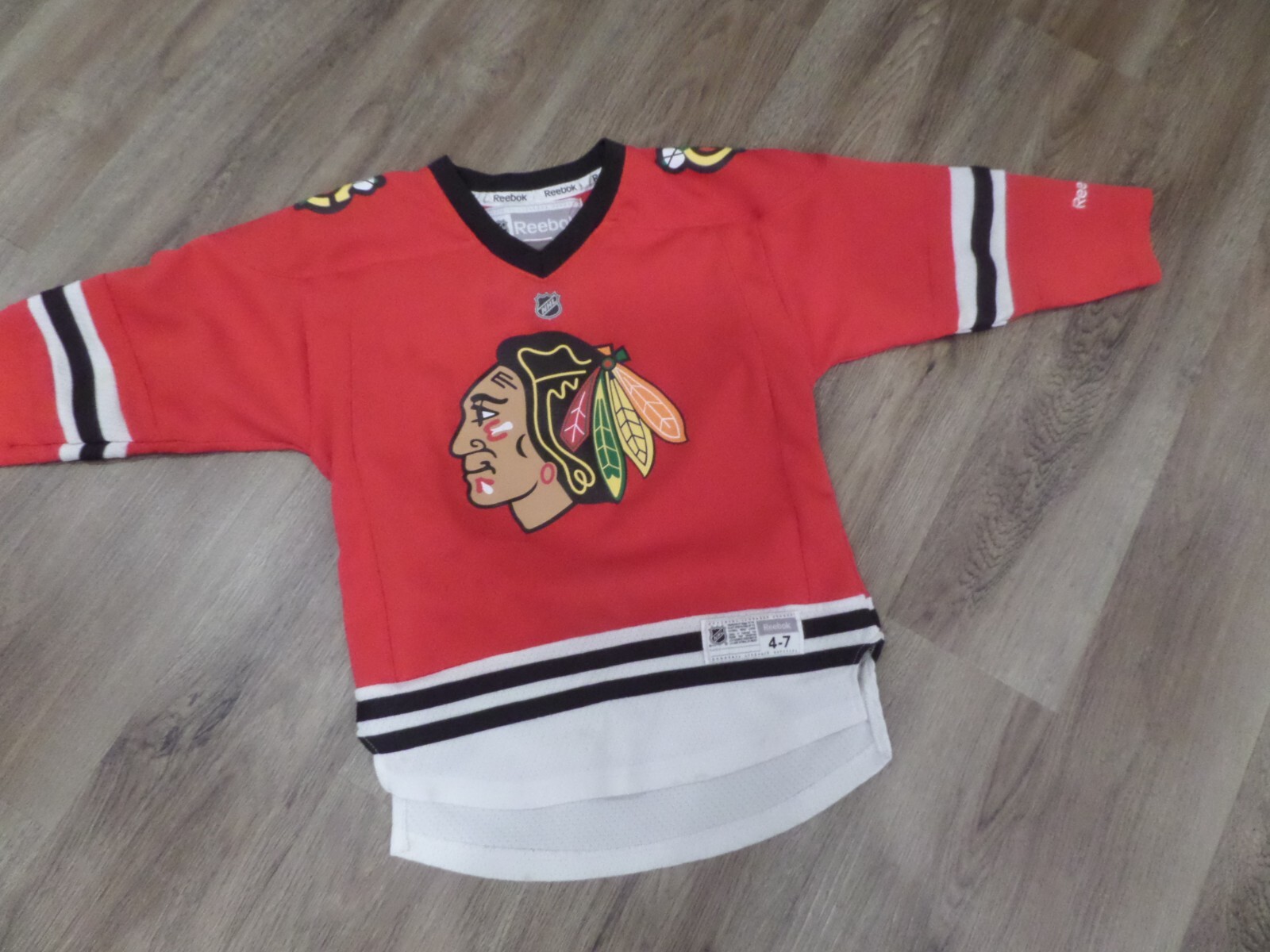 NHL Reebok Chicago Blackhawks Red Home J. Toews 19 Youth Child jersey