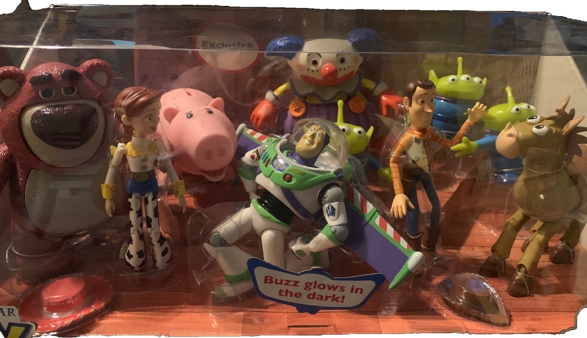 New 2010 Disney Store Toy Story Deluxe 10 Figure Set w/Woody, Buzz