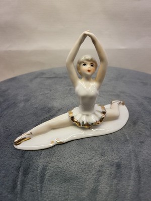 Vintage  Linea Paben Porcelain Ballerina Figurine Ballet Dancer Gold Accent