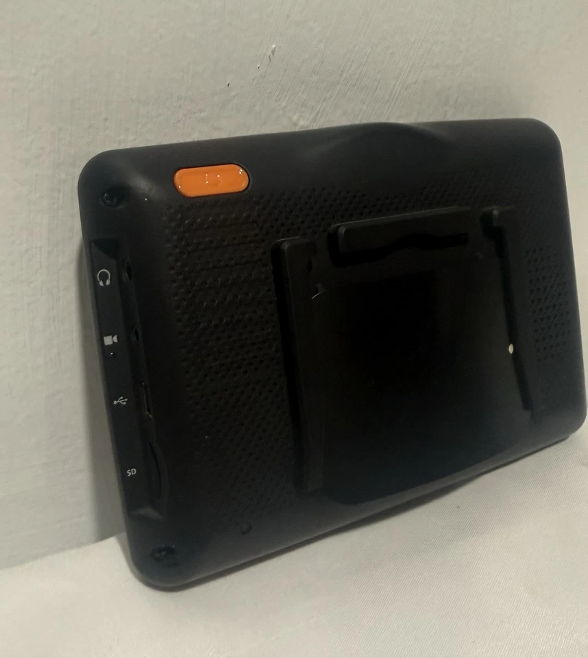 Rand McNally IntelliRoute TND 530 TRUCK GPS Bundle-Mount & Car Charger- Tested - Image 3 of 4