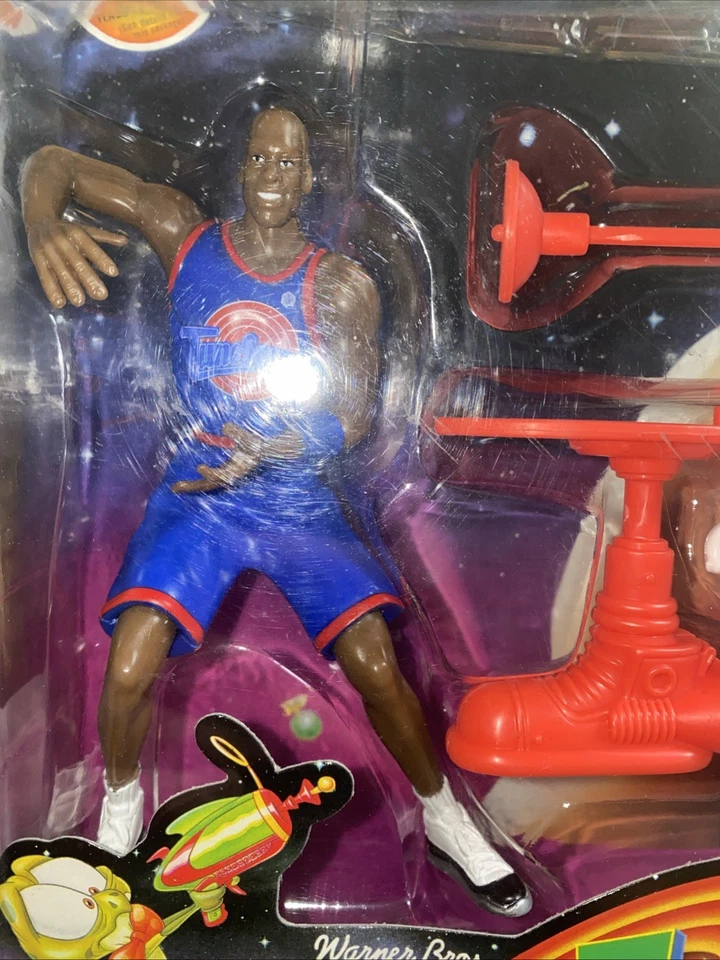 Space Jam Michael Jordan y Silvestre con zancos Sky y relleno de émbolo 1996 WB Foto 2 de 4