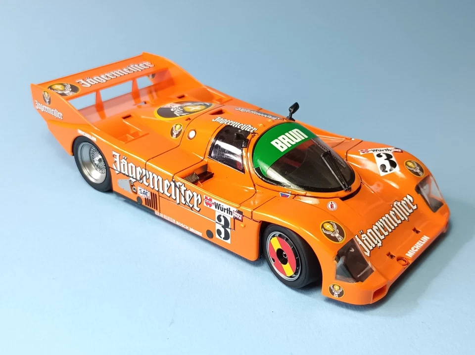 Porsche 962C Jagermeister  - Cod. tam24372 - Tamiya 1/24 - Immagine 2 di 4