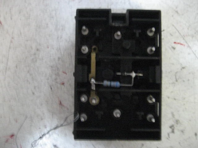 INTERRUPTOR VENTANA BMW 535i 1989 89 41214 Foto 2 de 4