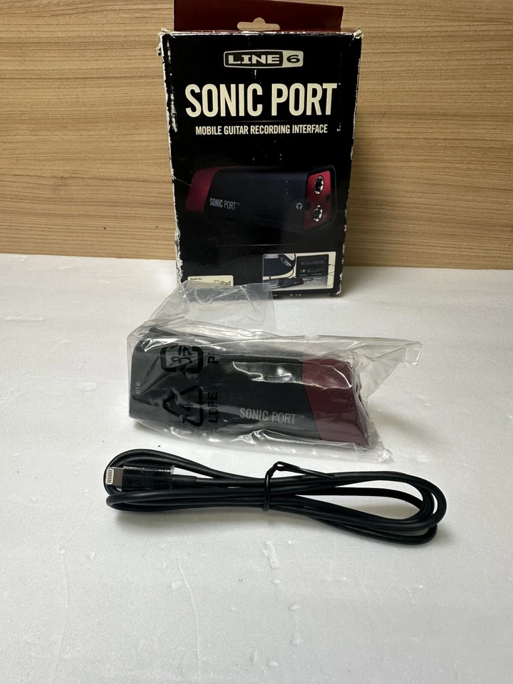 Line 6 Sonic Port Mobile Guitar Recording Interface For Apple iPod, iPhone,iPad - Image 2 of 4