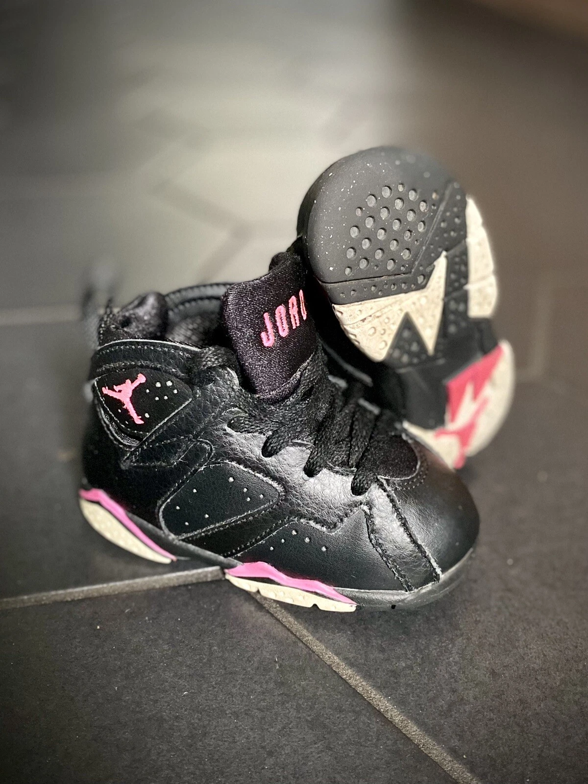 Air Jordan 7 retrò bambino taglia 6c iper rosa nero bianco bambini 705418 018