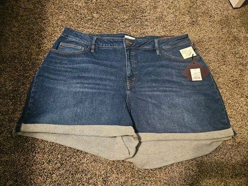 22W - Womens Plus Size Mid-Rise Jean Shorts - Ava Viv - Dark Wash