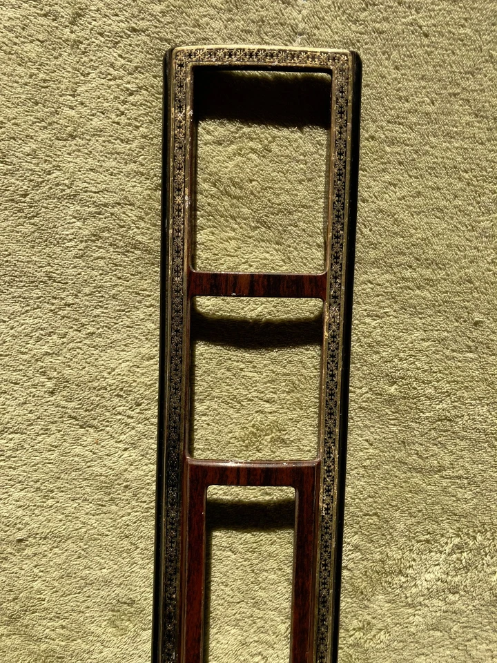 Chrysler Cordoba 1976 usado embellecedor de tablero derecho Foto 2 de 4