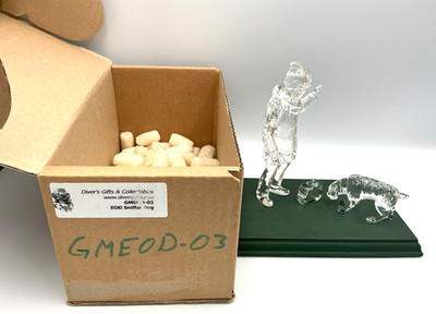 Allan Parker EOD Sniffer Dog w/ Handler Art Glass Figurines Sculpture Set
