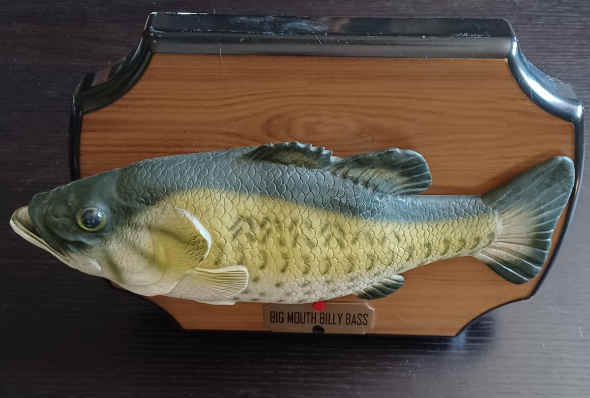 Big Mouth Billy Bass Singing Fish Works - Head Doesn't Turn