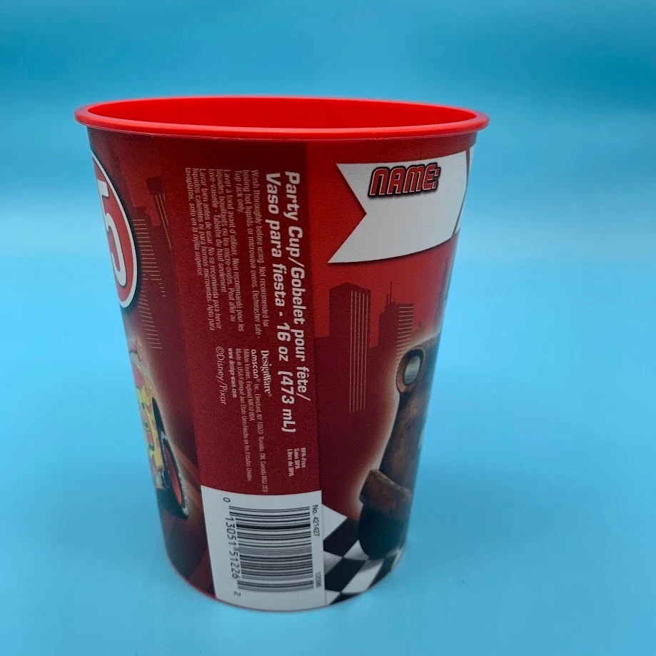 Taza de fiesta de plástico Cars Lightning McQueen Mater 16 oz Foto 3 de 4