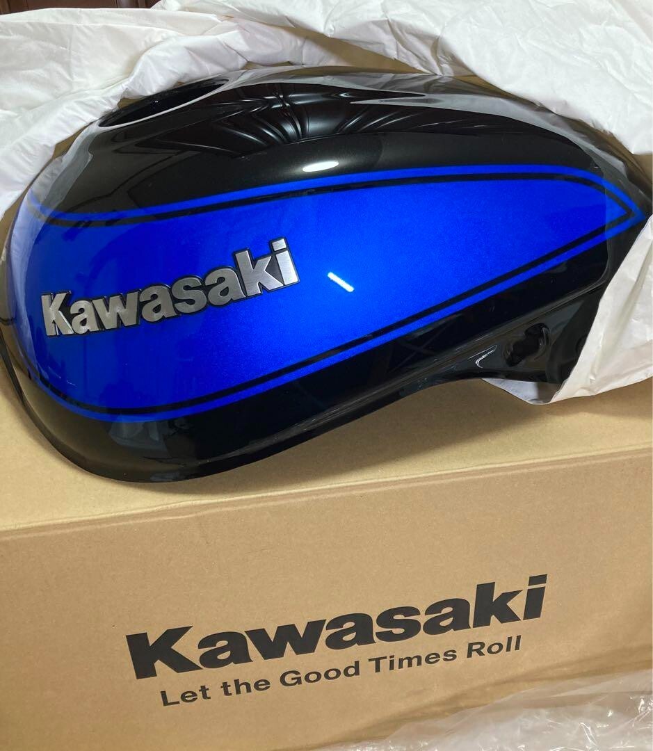 Genuine Kawasaki Z900RS Fuel Tank & Rear Fender Cowl, Blue