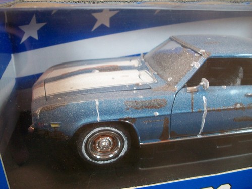 American Muscle~Super Toy Cars~Hidden Treasures~1969 Z/28 Camaro~ 1 of 399 ~1:18 - Picture 3 of 12