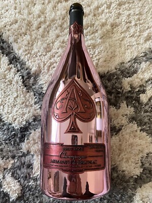 1.5L MAGNUM(ACE OF SPADES) BRUT ROSE ARMAND DE BRIGNAC WITH