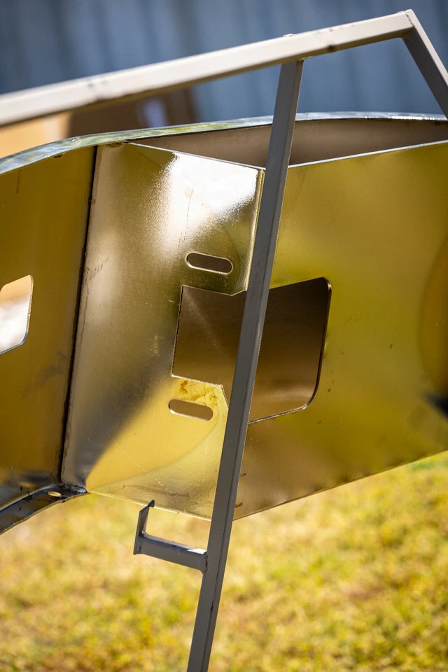 Parachoques Peterbilt 386 - Cromo 16" con recorte central - Soportes incluidos EE. UU. Foto 3 de 4