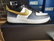 nike air force 1 07 uk8 bianco/oro metallizzato-nero
