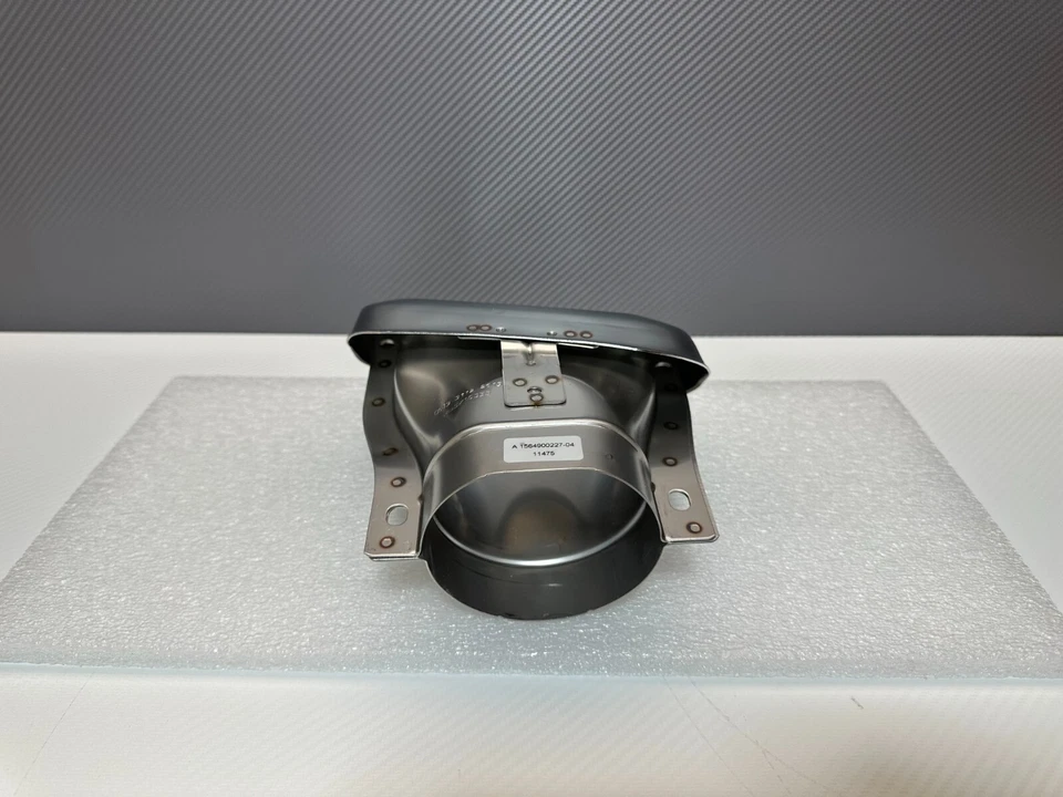 Infiniti QX30 OEM Right Diffuser Muffler Tip 2017 2018 2019 Foto 4 de 4