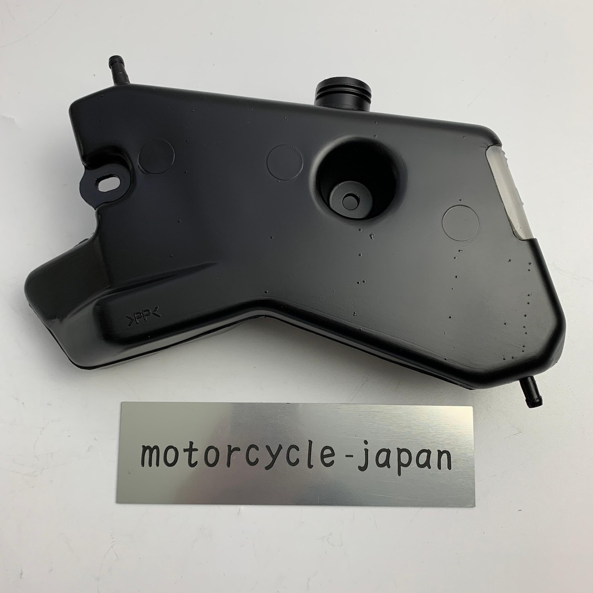 Kawasaki ラジエーター ASSY, R 39061-0821 Kawasaki Radiator Assembly for FD750D (39061-2065) for sale