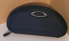 Oakley Soft Vault Sunglass Case Zipper Closure Nylon Black silver logo NWOT