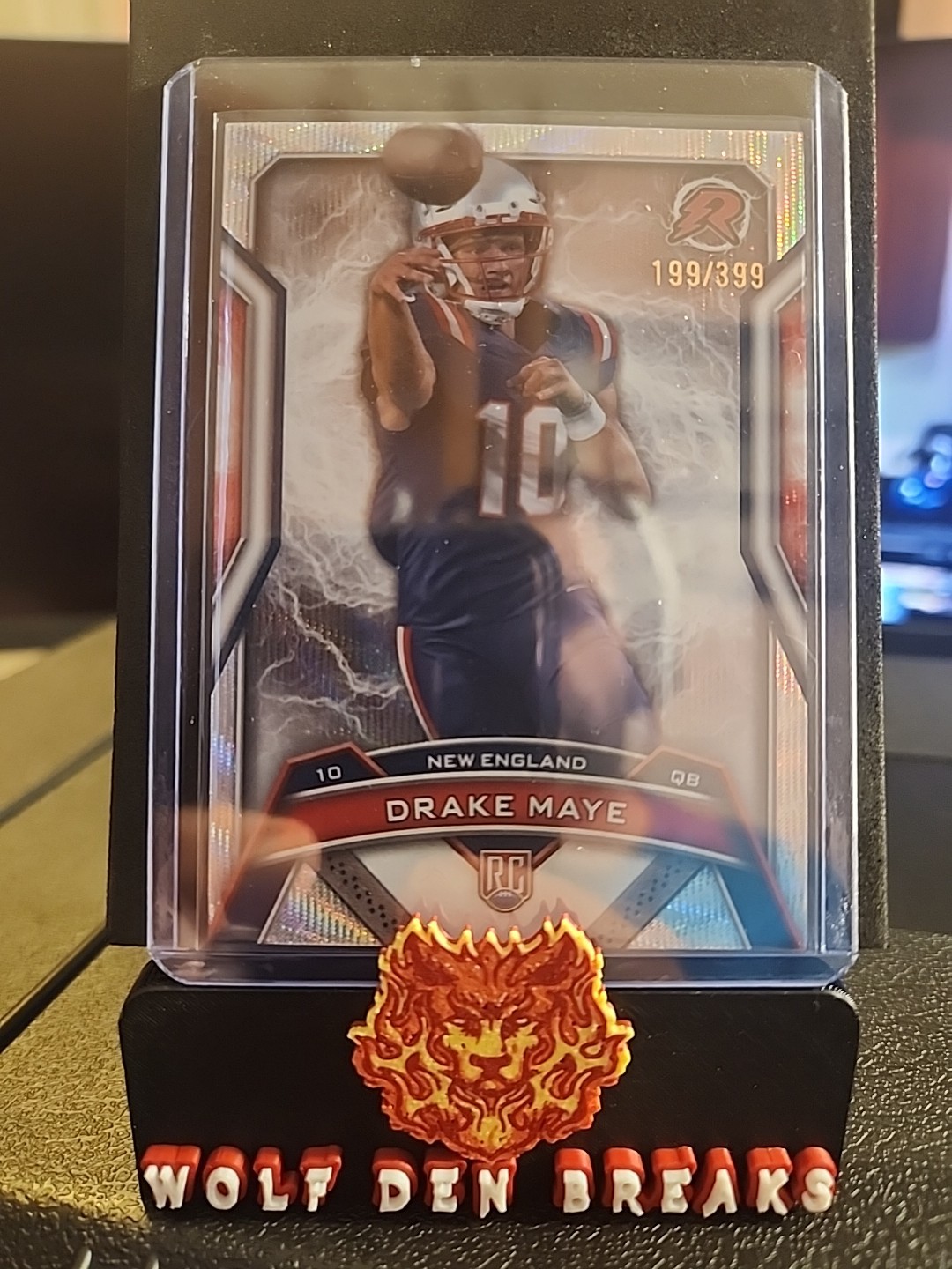 2024 Topps Resurgence - Rookies Drake Maye #164 Surge Refractor /399 (RC)